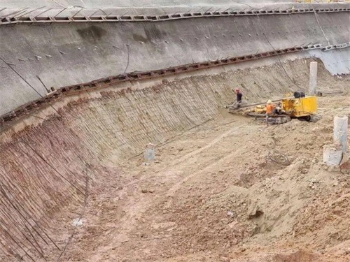 三水基坑边坡加固