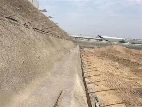 三水河道边坡加固